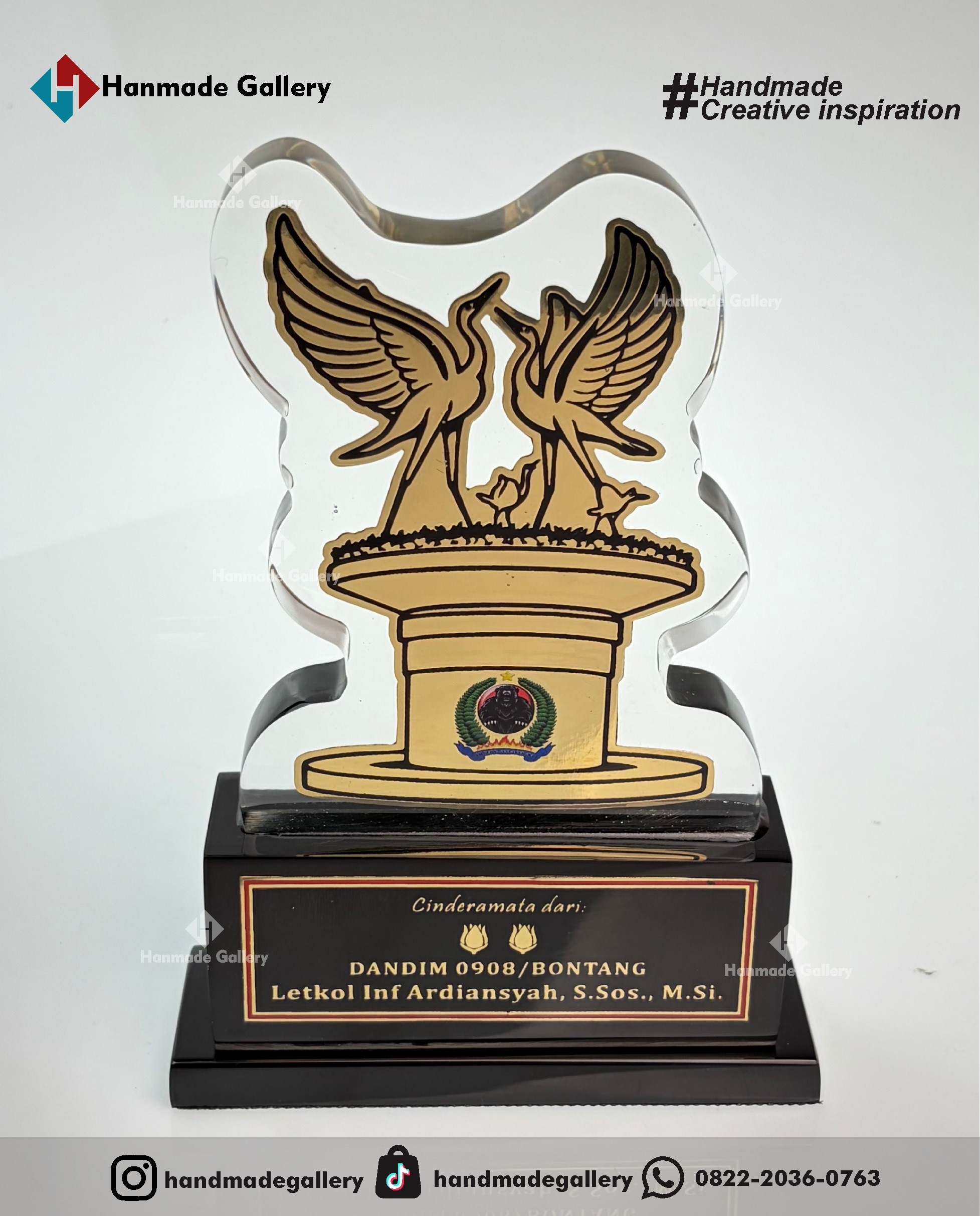 eskripsi Produk

Pusat pembuatan plakat kayu, boxs kayu/beludru, plakat fiber/resin, medali, plakat wayang, plakat akrilik, piala dan souvenir wisuda. Untuk model dan bentuk bisa custom, dengan berbagai ukuran. Kami merupakan pengrajin langsung yang berdiri sejak tahun 1989, kami berpengalaman selama lebih dari 30 tahun dalam bidang pembuatan aneka plakat souvenir dan kerajinan.


Keuntungan dari kami:

-Free Disain 

-Bergaransi

-Barang yang Berkualitas

-Pelayanan Cepat 


NB:UNTUK INFORMASI PRODUK BISA KUNJUNGI WEB RESMI KAMI.


HARGA DIATAS BELUM TERMASUK BOXS EKLUSIF


Mohon konfirmasi sebelum melakukan pembelian.


Hubungi kami untuk konsultasi.


#hargaplakatakrilik #plakatwisuda #plakatmurah #hargaplakatkayu #plakatharga #plakatmarmer #plakattimah #pialaacrylic #boxplakat #pembuatanplakat #plakatakrilikwisuda #hargapialaakrilik #buatplakat #plakatpiala #akrilikplakat #plakatseminar #plakatkuningan #plakatwedding #plakatakrilikharga #akrilikwisuda #plakatwisudaakrilik #plakatkayumurah #hargaplakatmurah #hargaplakatwisuda #plakatsouvenir #hargapembuatanplakat #plakatkayumurah #plakat
1080/3000
Informasi Penjualan